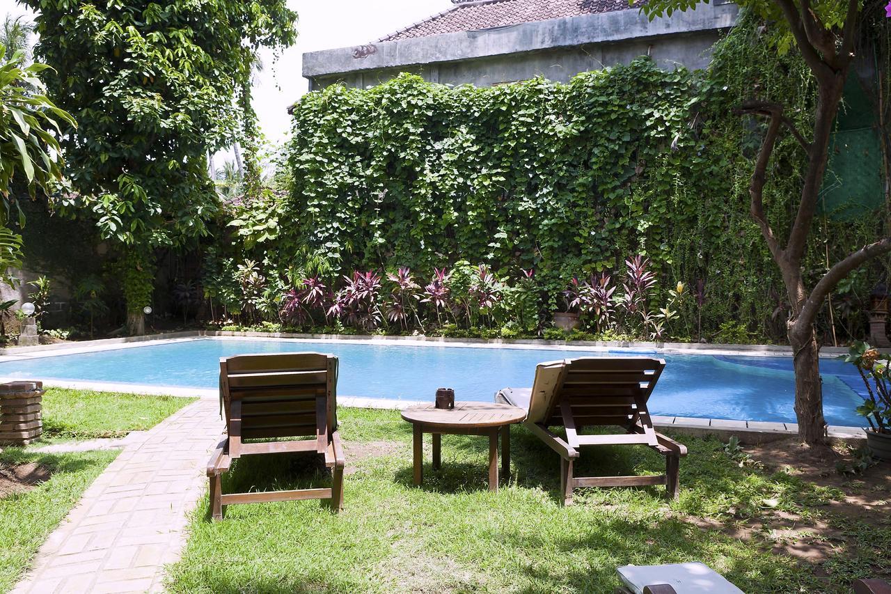 Rumah Kita Ловіна Екстер'єр фото