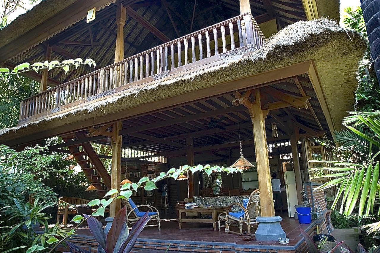 Rumah Kita Ловіна Екстер'єр фото